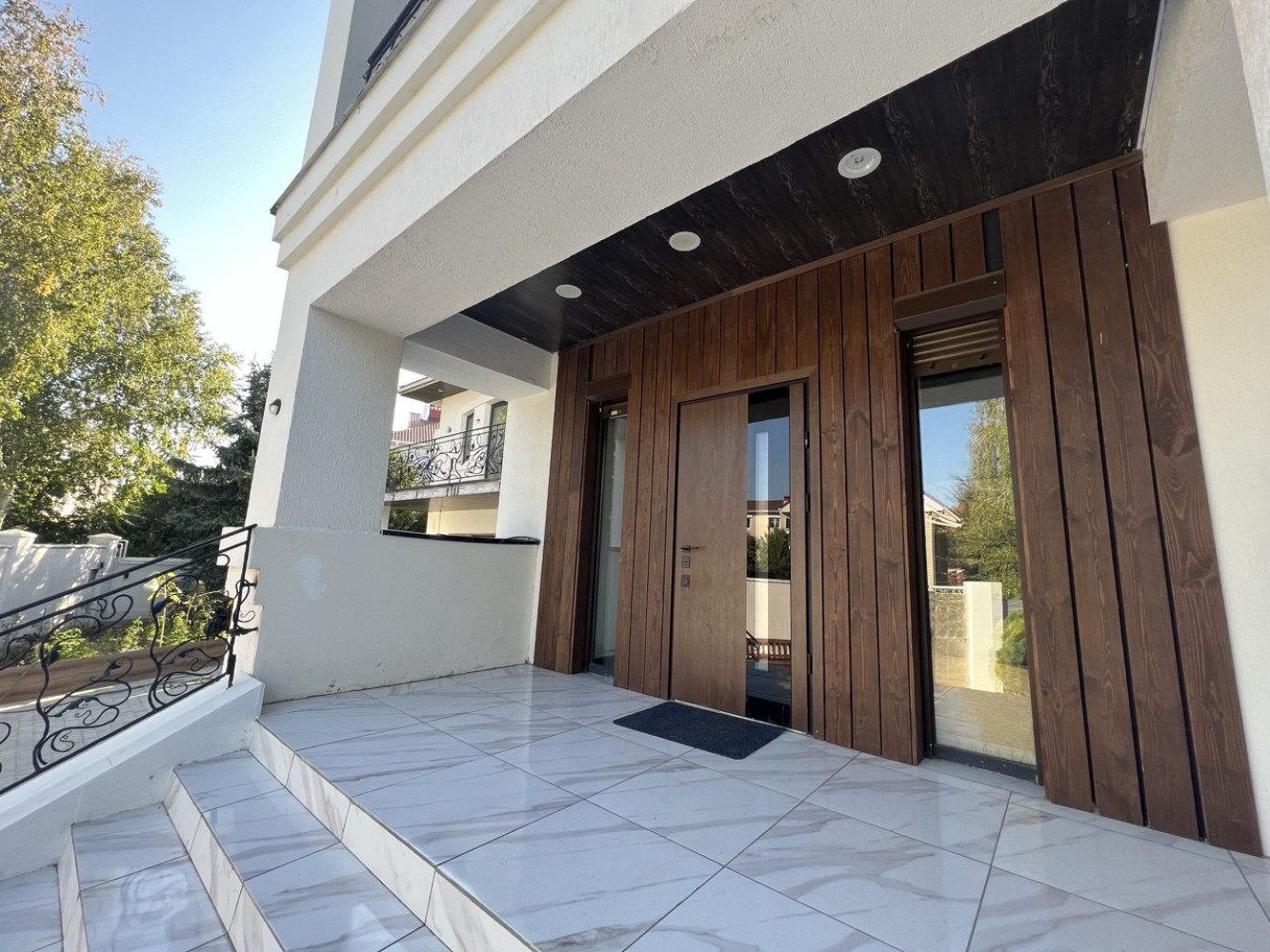 Дом на ул. 1-я линия (Черноморка), 625 м², 560 000$ — FAKTOR
