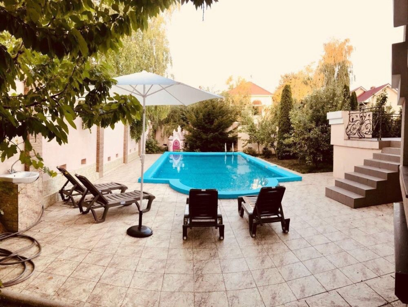 Дом на ул. 1-я линия (Черноморка), 625 м², 560 000$ — FAKTOR
