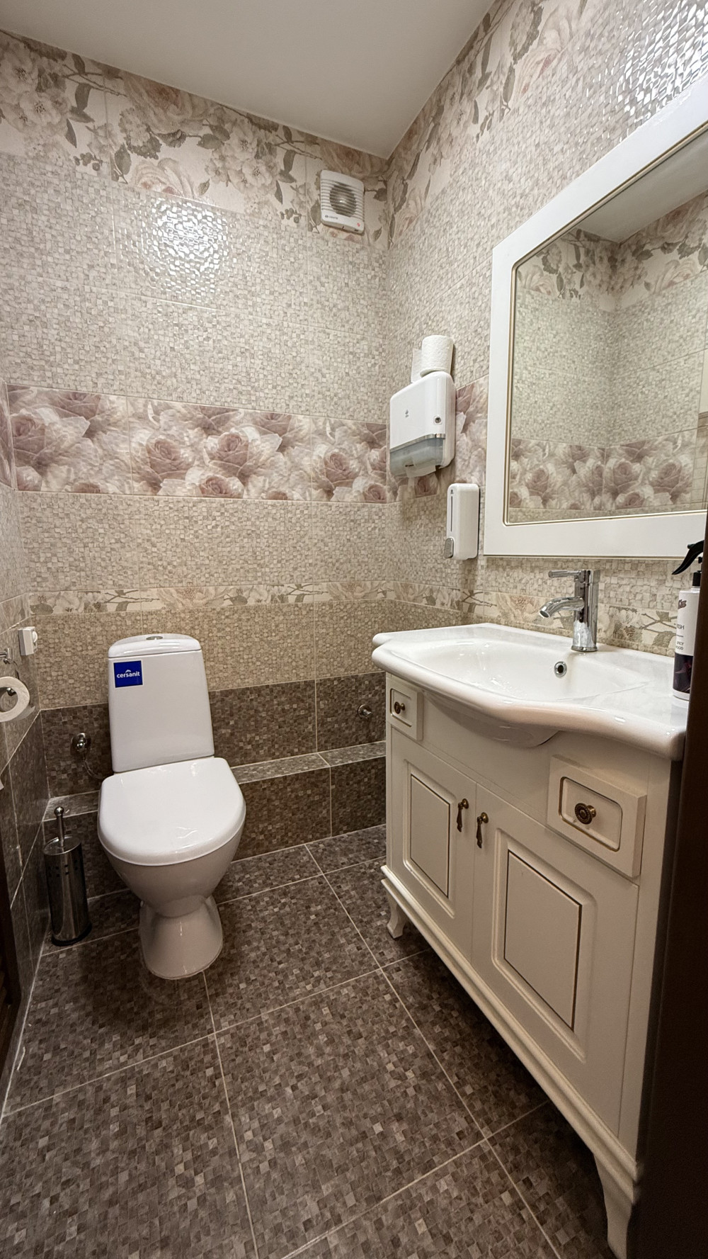 Комерційна нерухомість на вул. Малая Арнаутская, 126 м², 120 000$ — FAKTOR