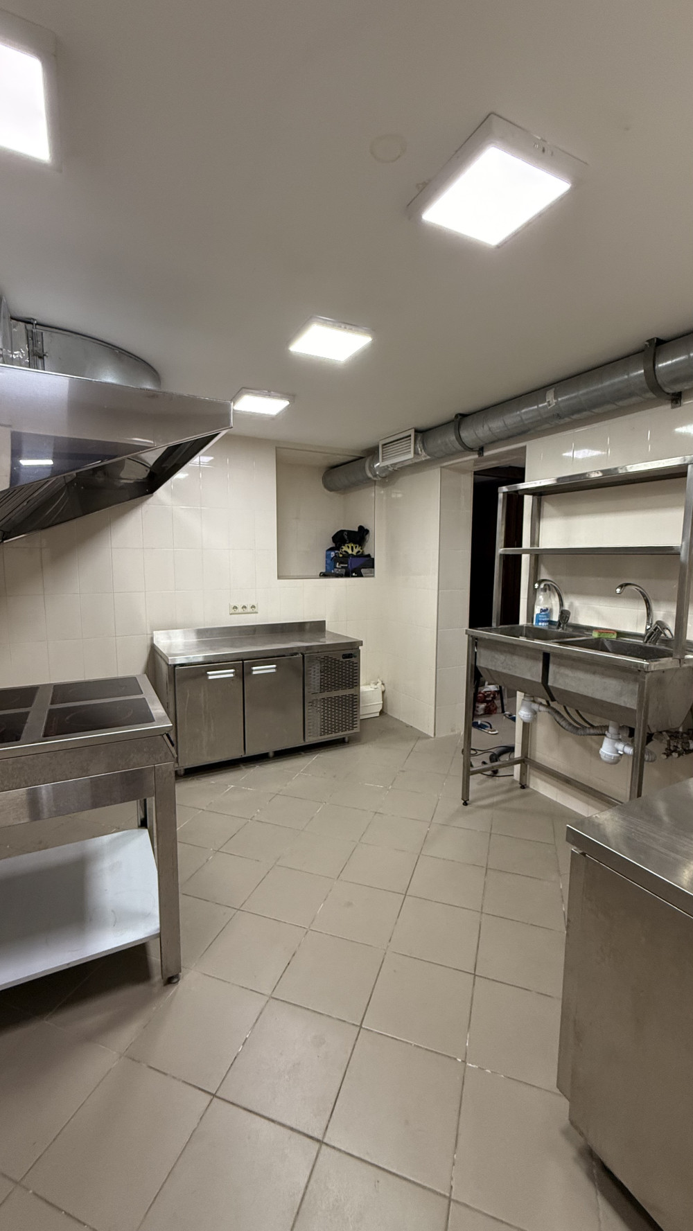 Комерційна нерухомість на вул. Малая Арнаутская, 126 м², 120 000$ — FAKTOR