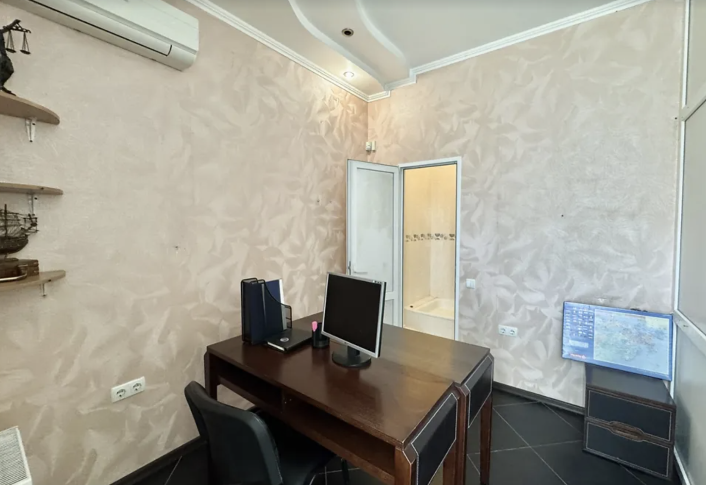 Комерційна нерухомість на вул. Балковская, 85 м², 65 000$ — FAKTOR