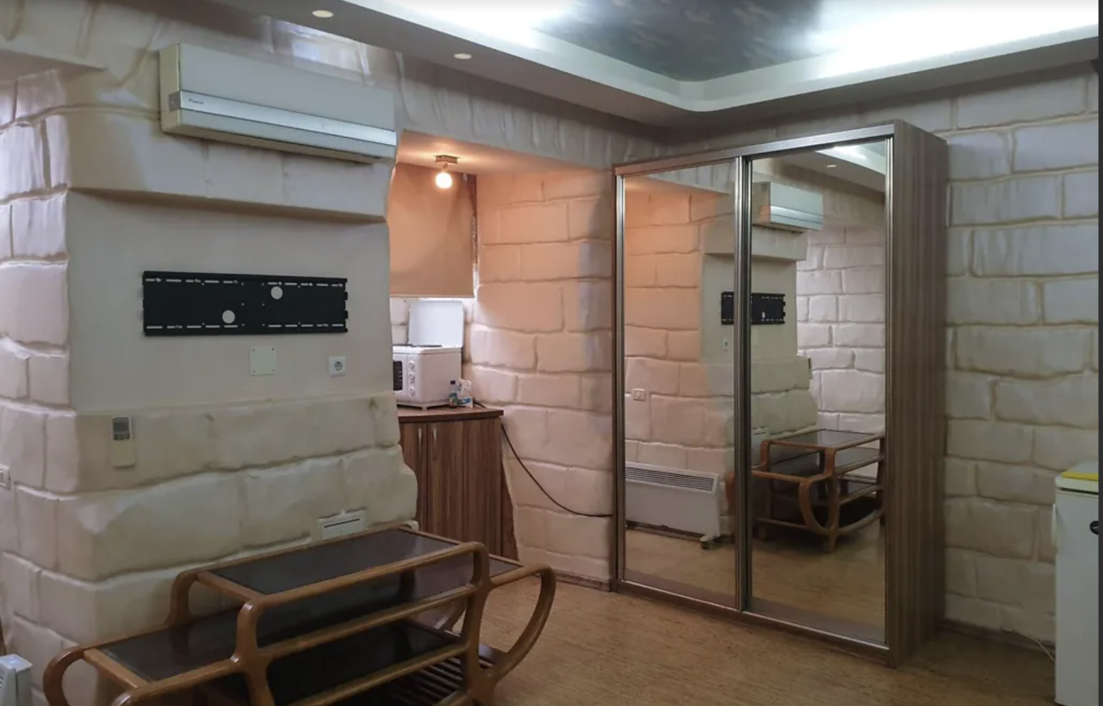 Комерційна нерухомість на вул. Черноморская, 34 м², 64 000$ — FAKTOR