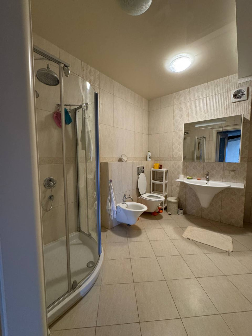 Квартира на ул. Тенистая, 132 м², 235 000$ — FAKTOR