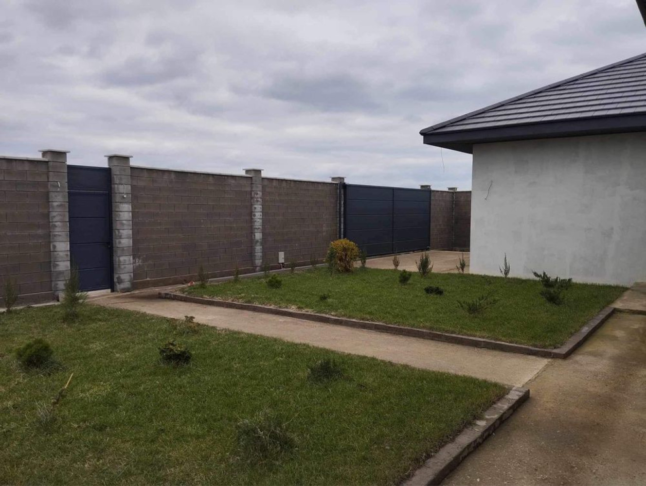 Будинок на вул. Луговая, 180 м², 180 000$ — FAKTOR