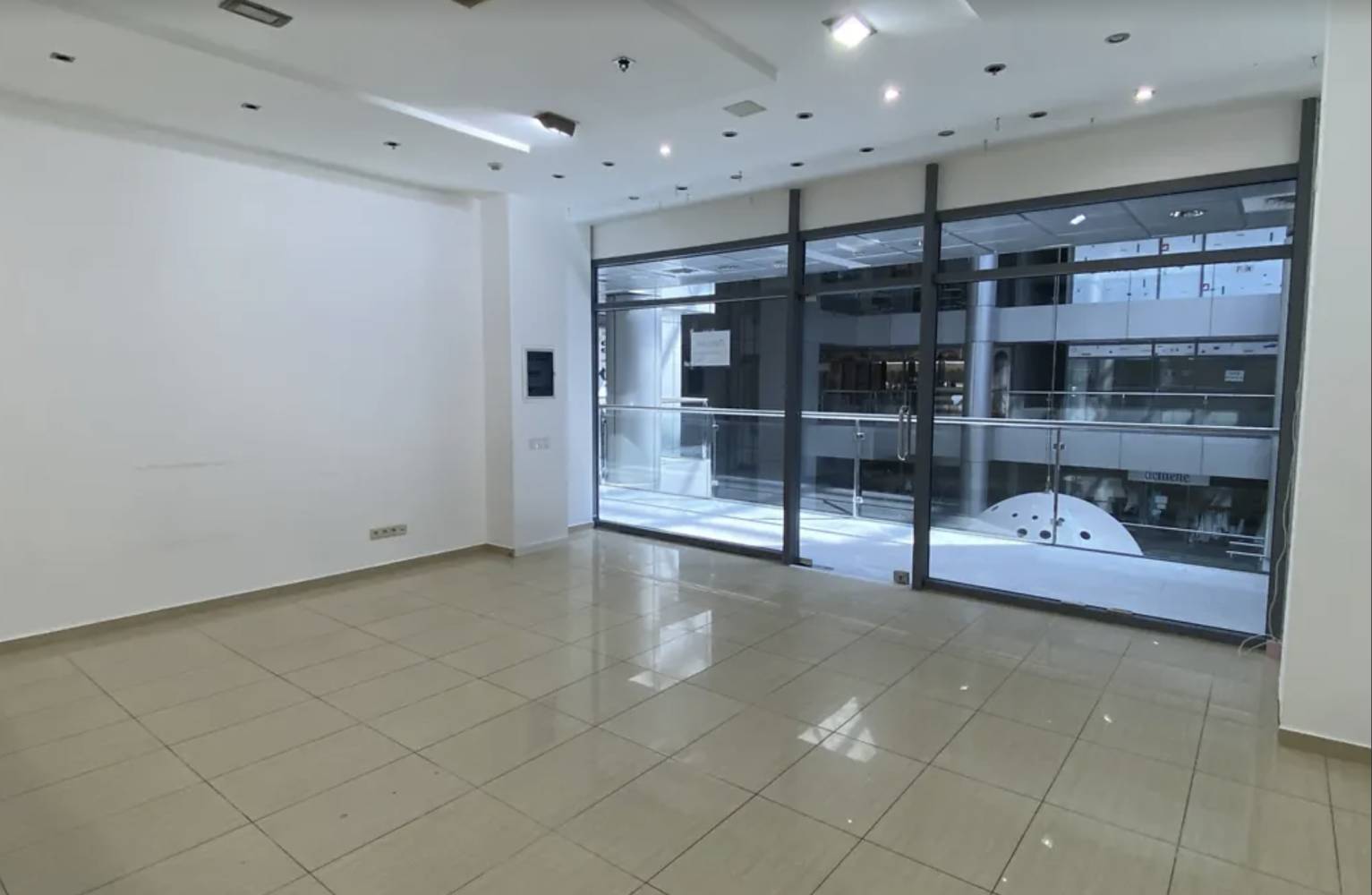 Комерційна нерухомість на вул. Греческая площадь, 36 м², 36 000$ — FAKTOR