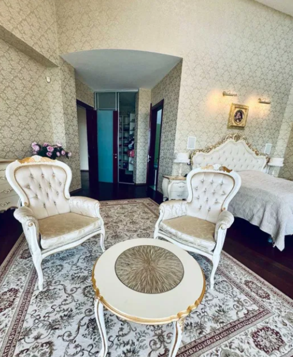 Дом на ул. Фонтанская дорога (Киевский), 630 м², 3 499 000$ — FAKTOR