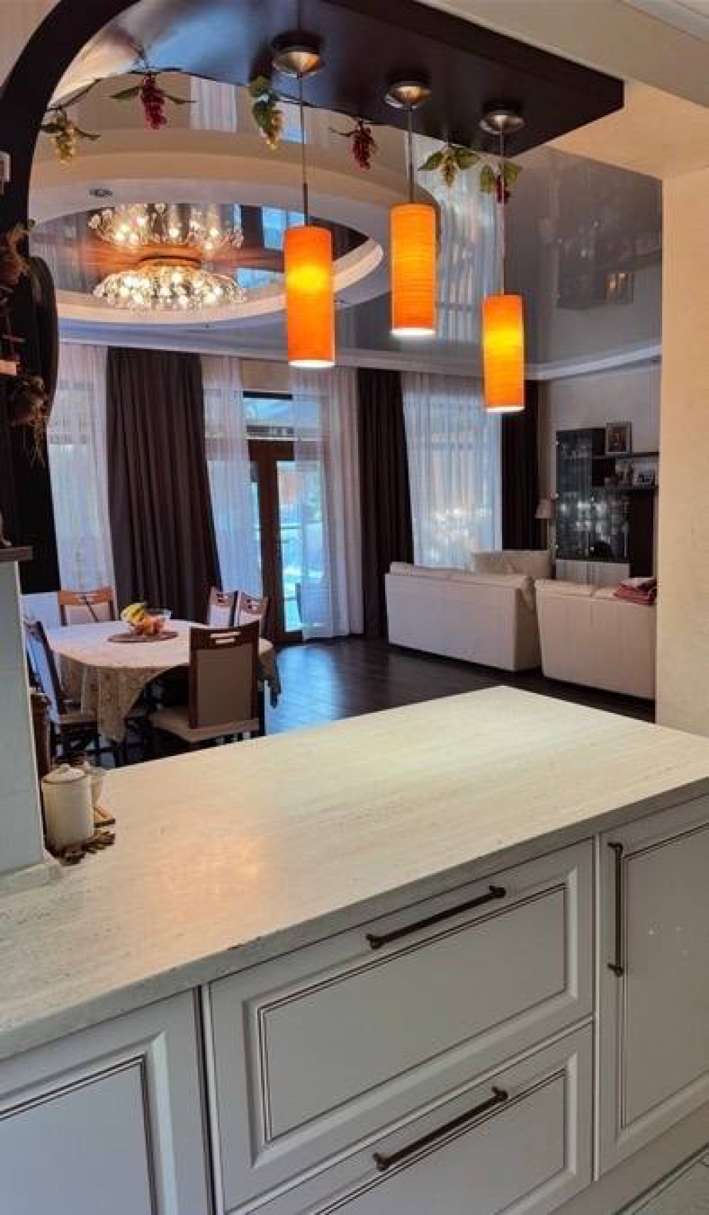 Дом на ул. Ивановская, 246 м², 390 000$ — FAKTOR