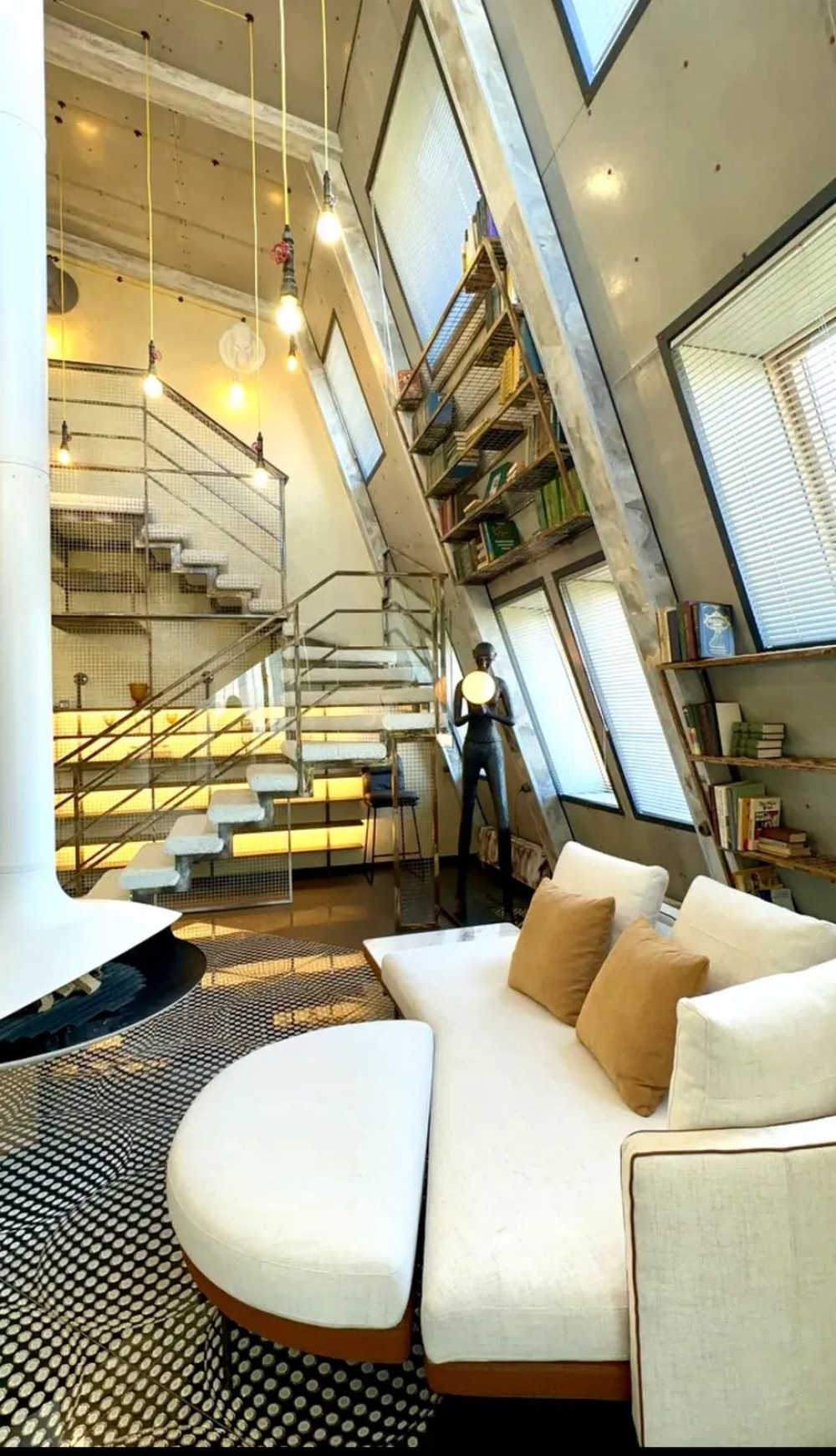 Квартира на ул. Гаршина, 106 м², 370 000$ — FAKTOR