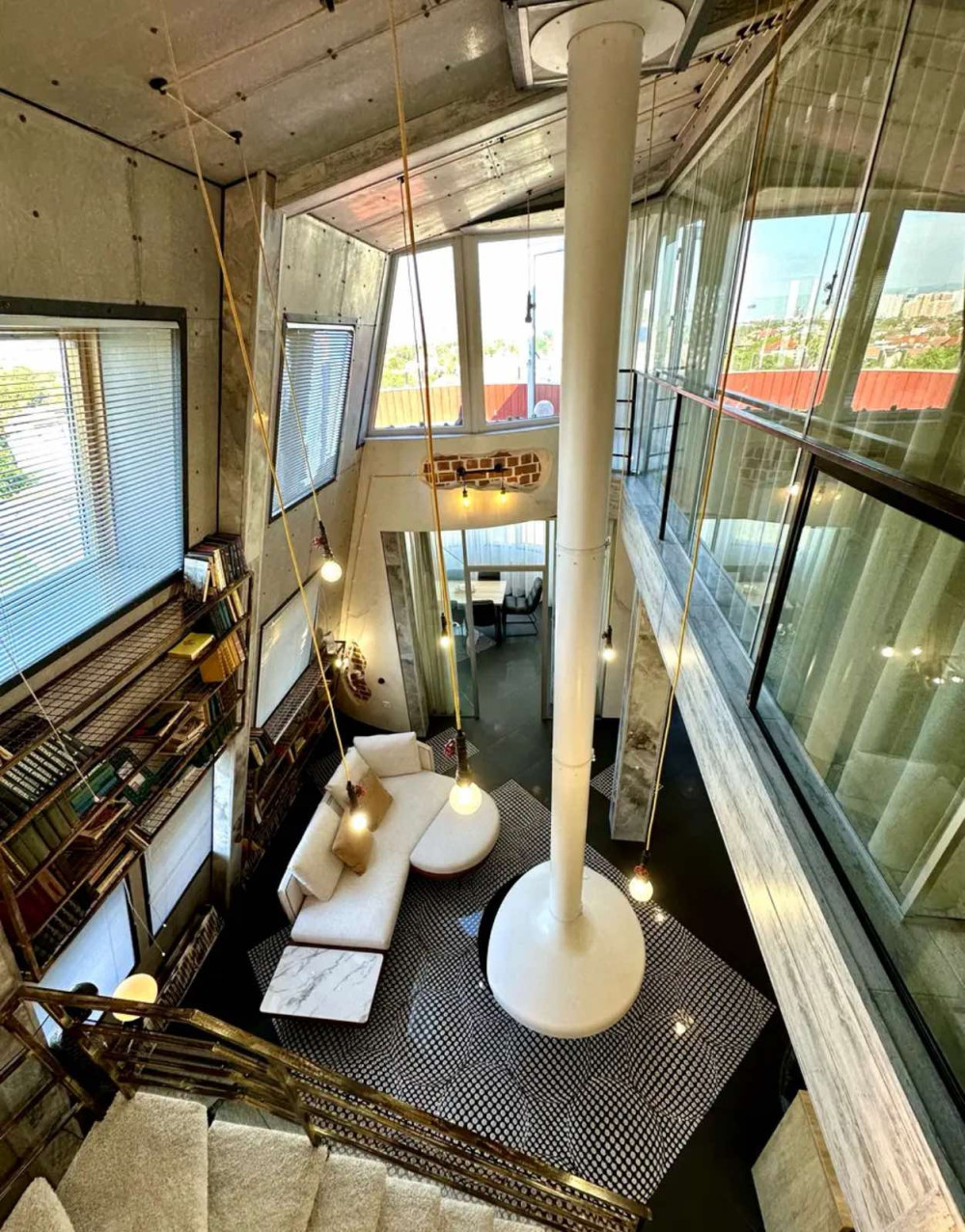 Квартира на ул. Гаршина, 106 м², 370 000$ — FAKTOR