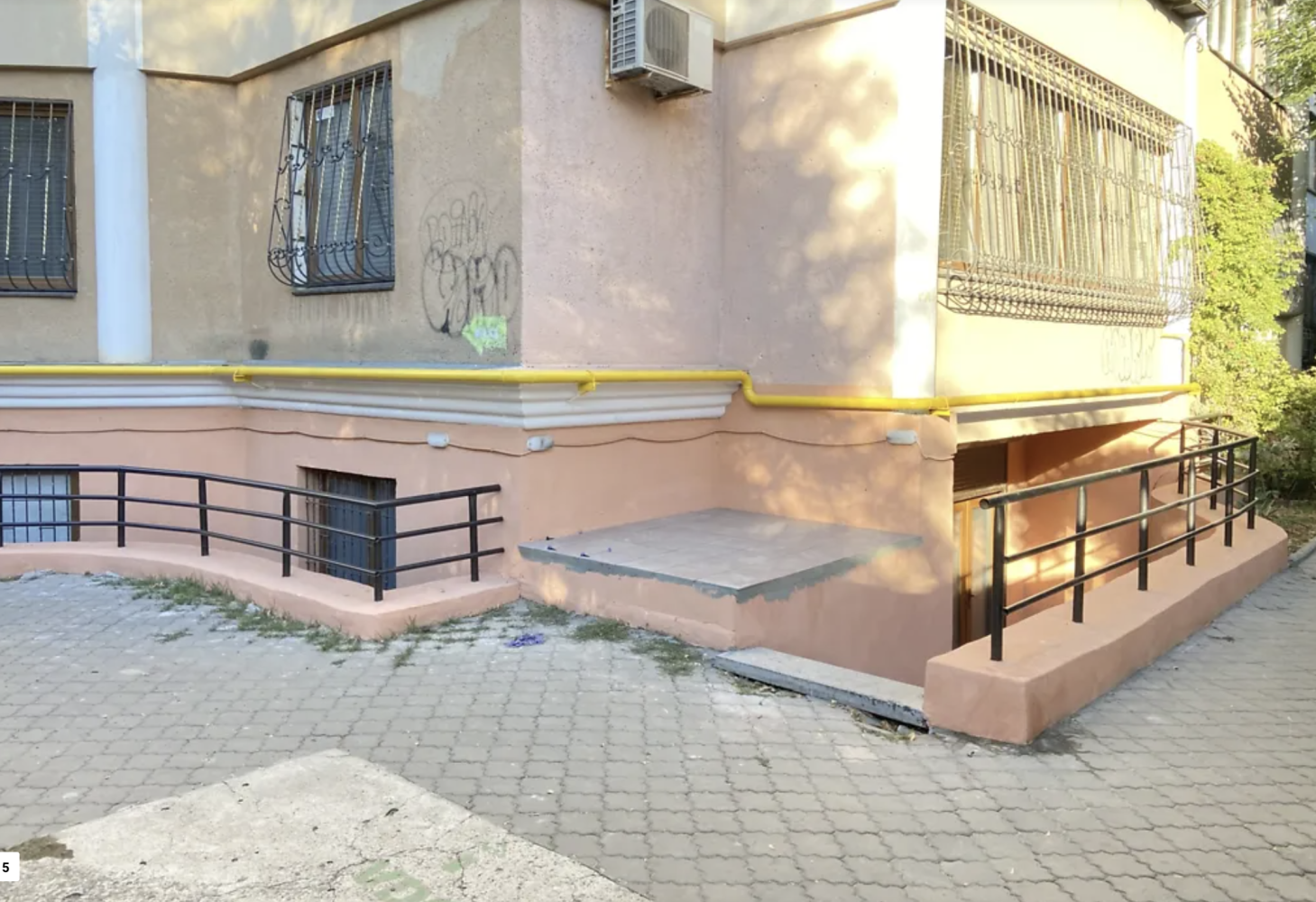 Комерційна нерухомість на вул. Палубная, 154 м², 110 000$ — FAKTOR