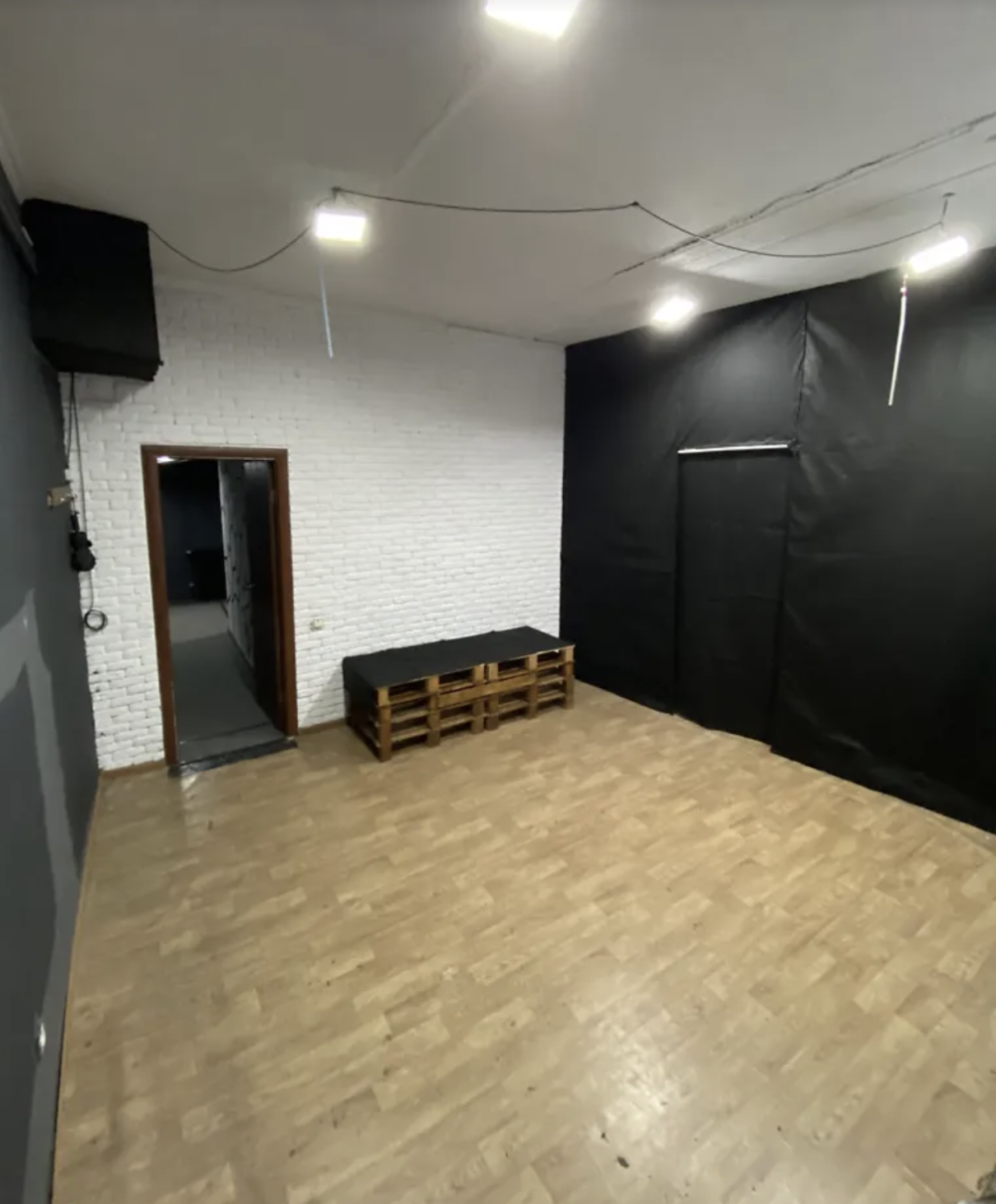 Комерційна нерухомість на вул. Палубная, 154 м², 110 000$ — FAKTOR
