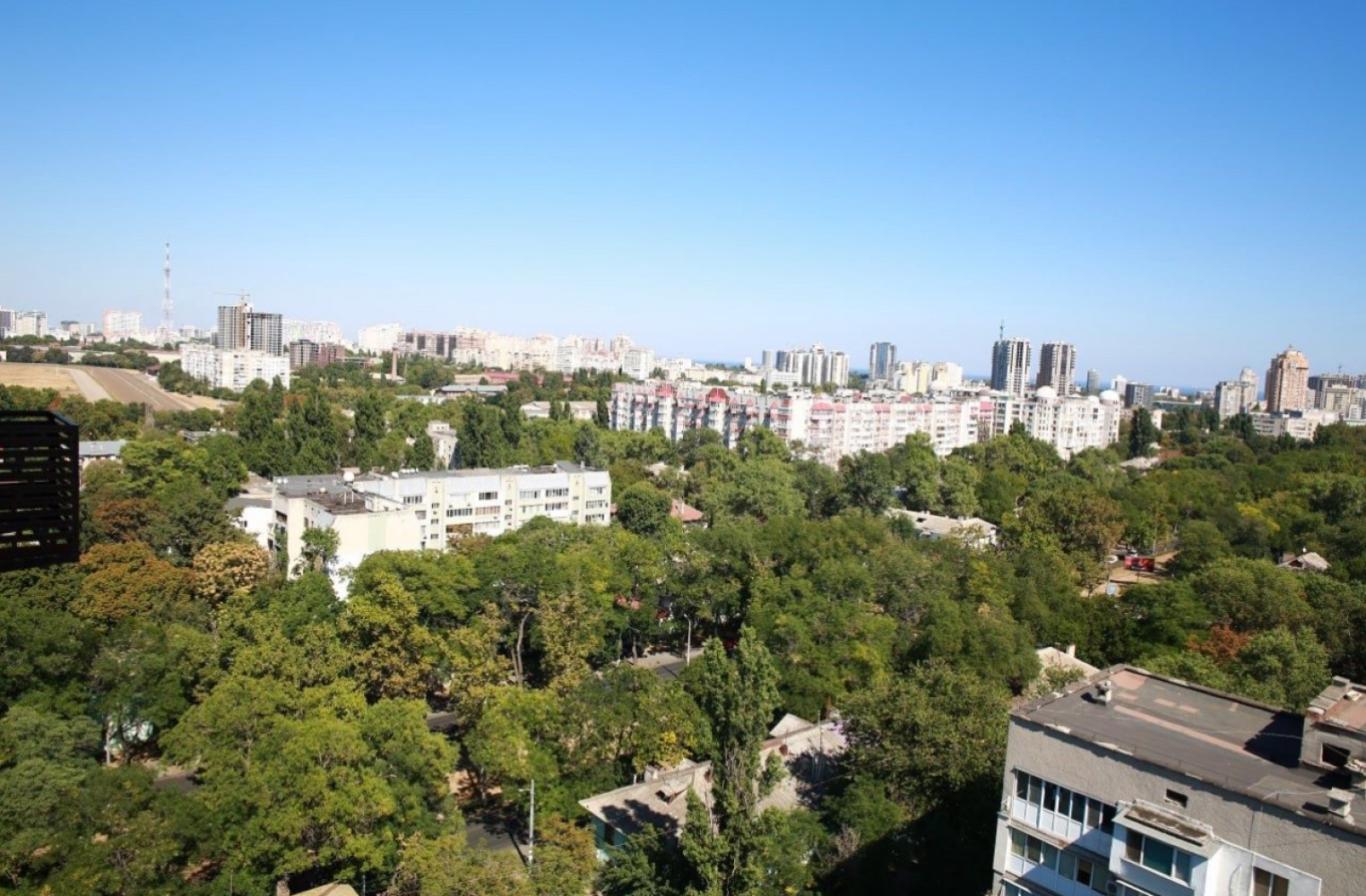 Квартира на ул. Гераневая, 36 м², 60 000$ — FAKTOR
