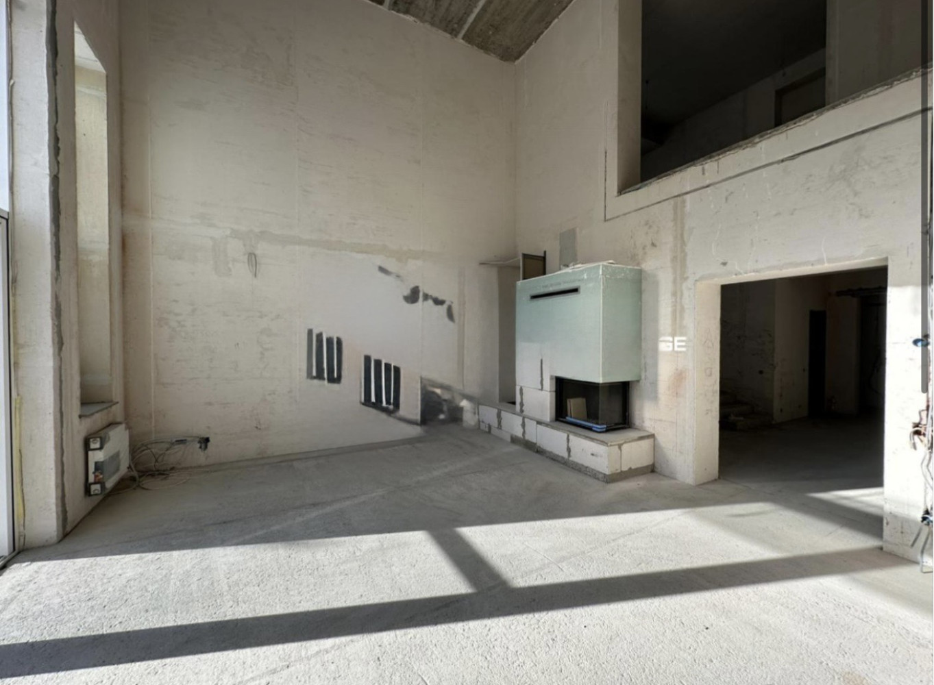 Дом на ул. Александровская, 400 м², 450 000$ — FAKTOR