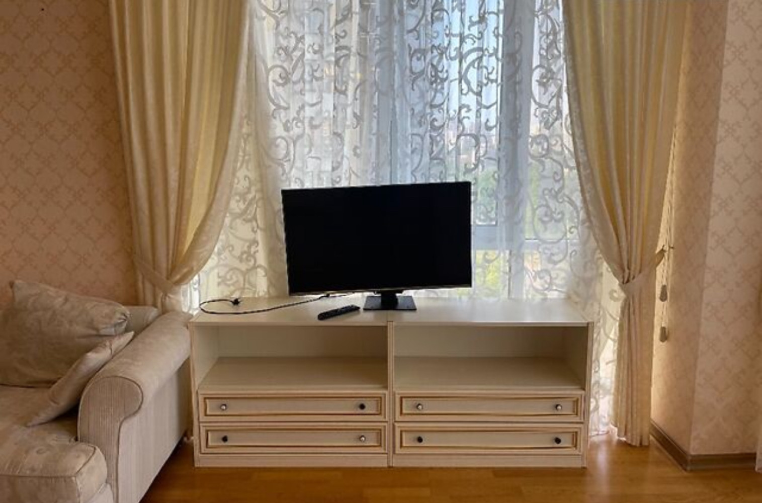 Квартира на вул. Шевченко проспект, 120 м², 188 000$ — FAKTOR