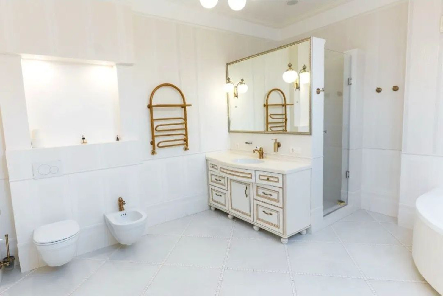 Дом на ул. Уютная (Совиньон), 362 м², 1 400 000$ — FAKTOR