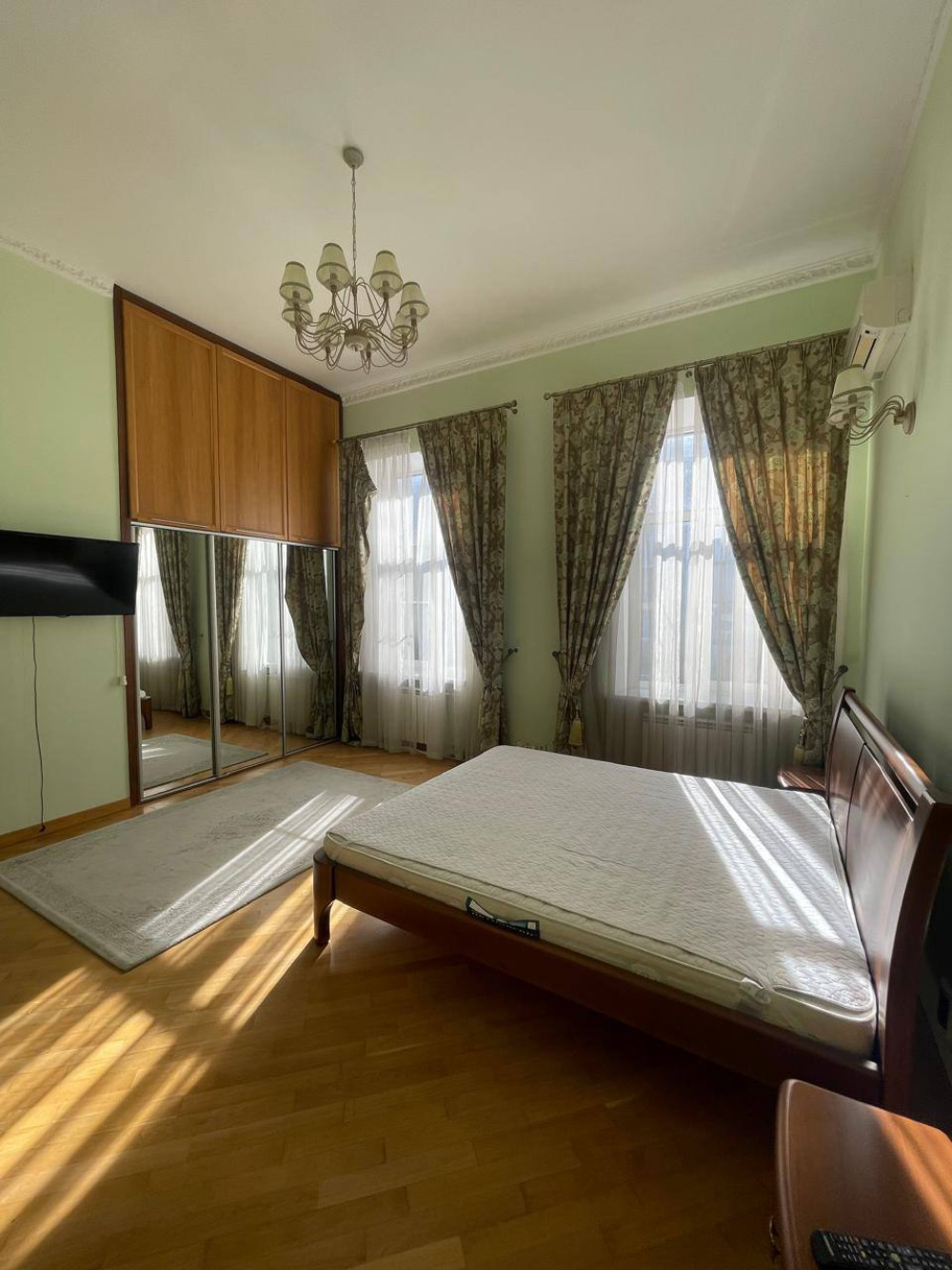Квартира на вул. Пушкинская, 420 м², 370 000$ — FAKTOR