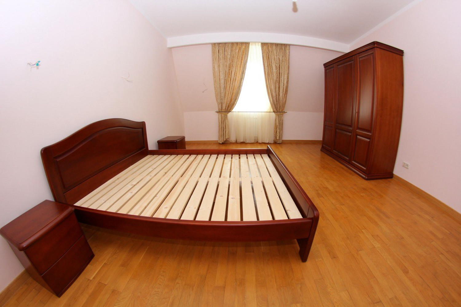Квартира на вул. Пушкинская, 420 м², 370 000$ — FAKTOR