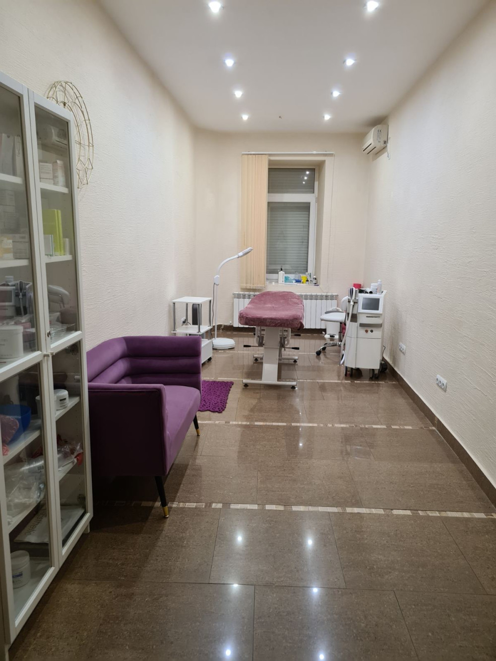 Комерційна нерухомість на вул. Тираспольская (Приморский), 53 м², 93 000$ — FAKTOR