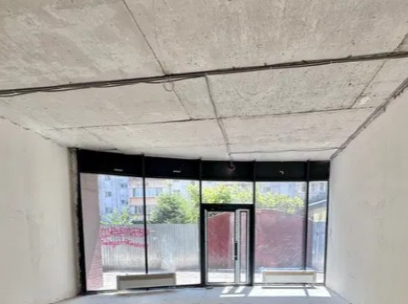 Комерційна нерухомість на вул. Педагогическая, 50 м², 60 000$ — FAKTOR
