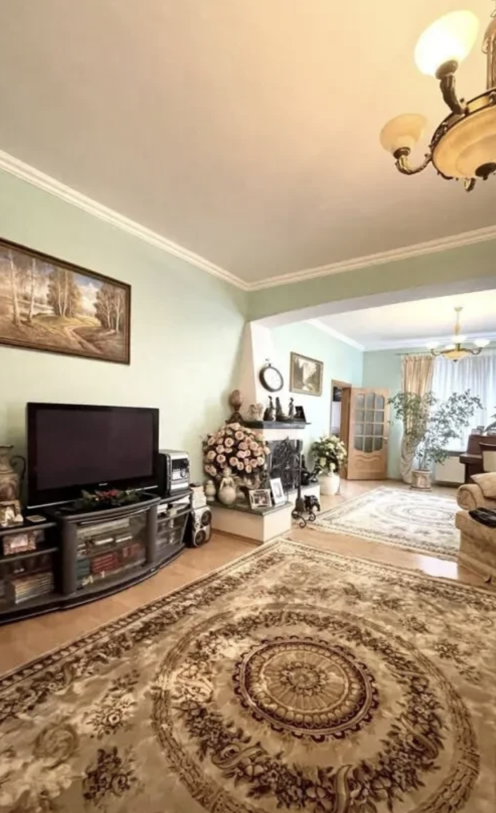 Дом на ул. Ярошевской, 450 м², 400 000$ — FAKTOR