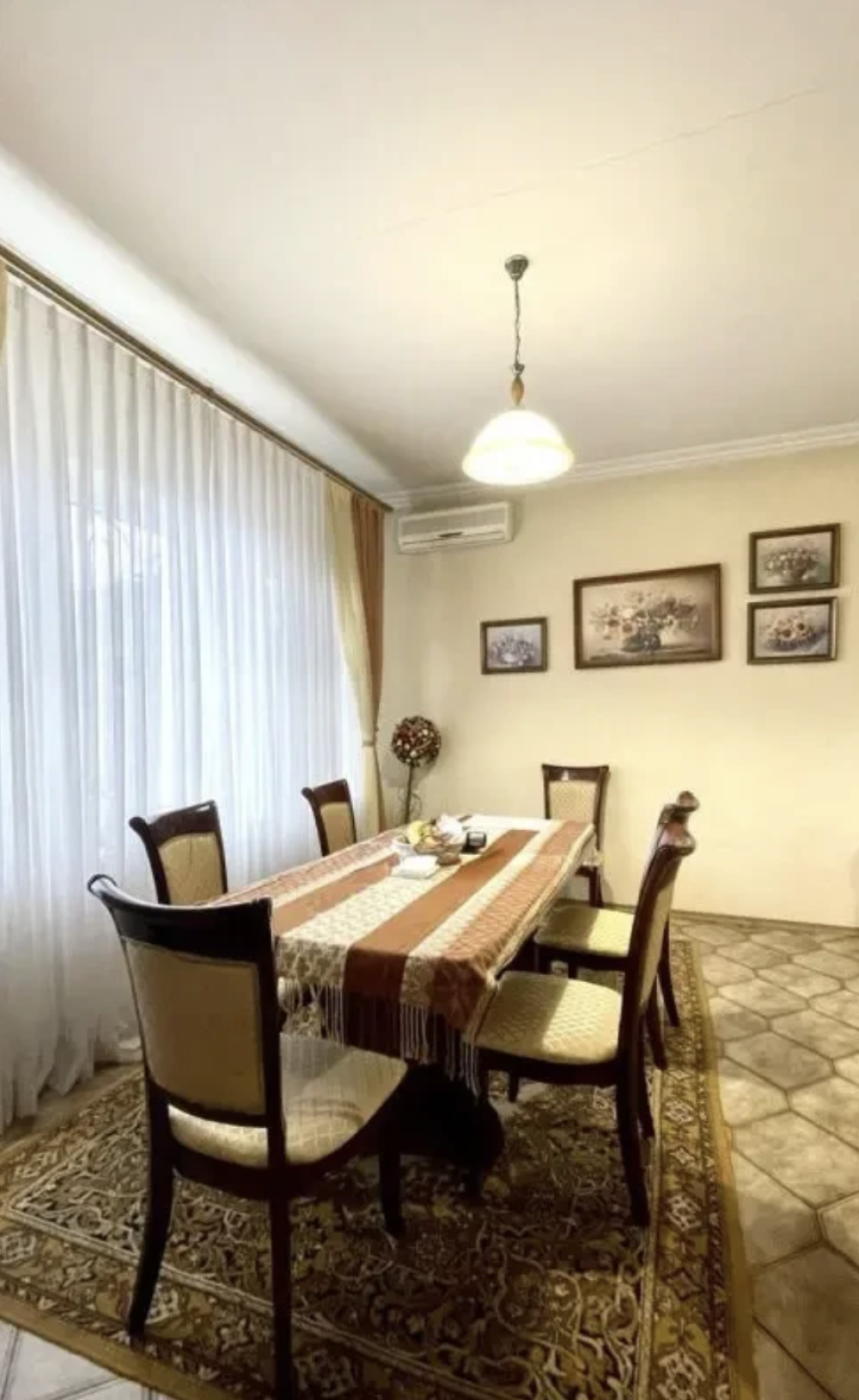 Дом на ул. Ярошевской, 450 м², 400 000$ — FAKTOR