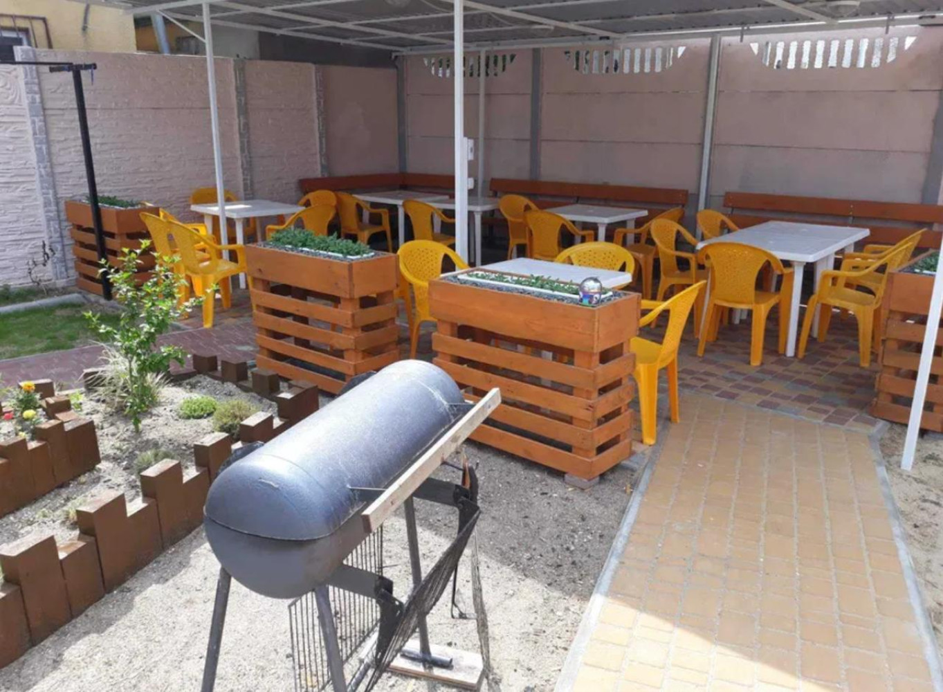 Комерційна нерухомість на вул. Январец3, 250 м², 165 000$ — FAKTOR