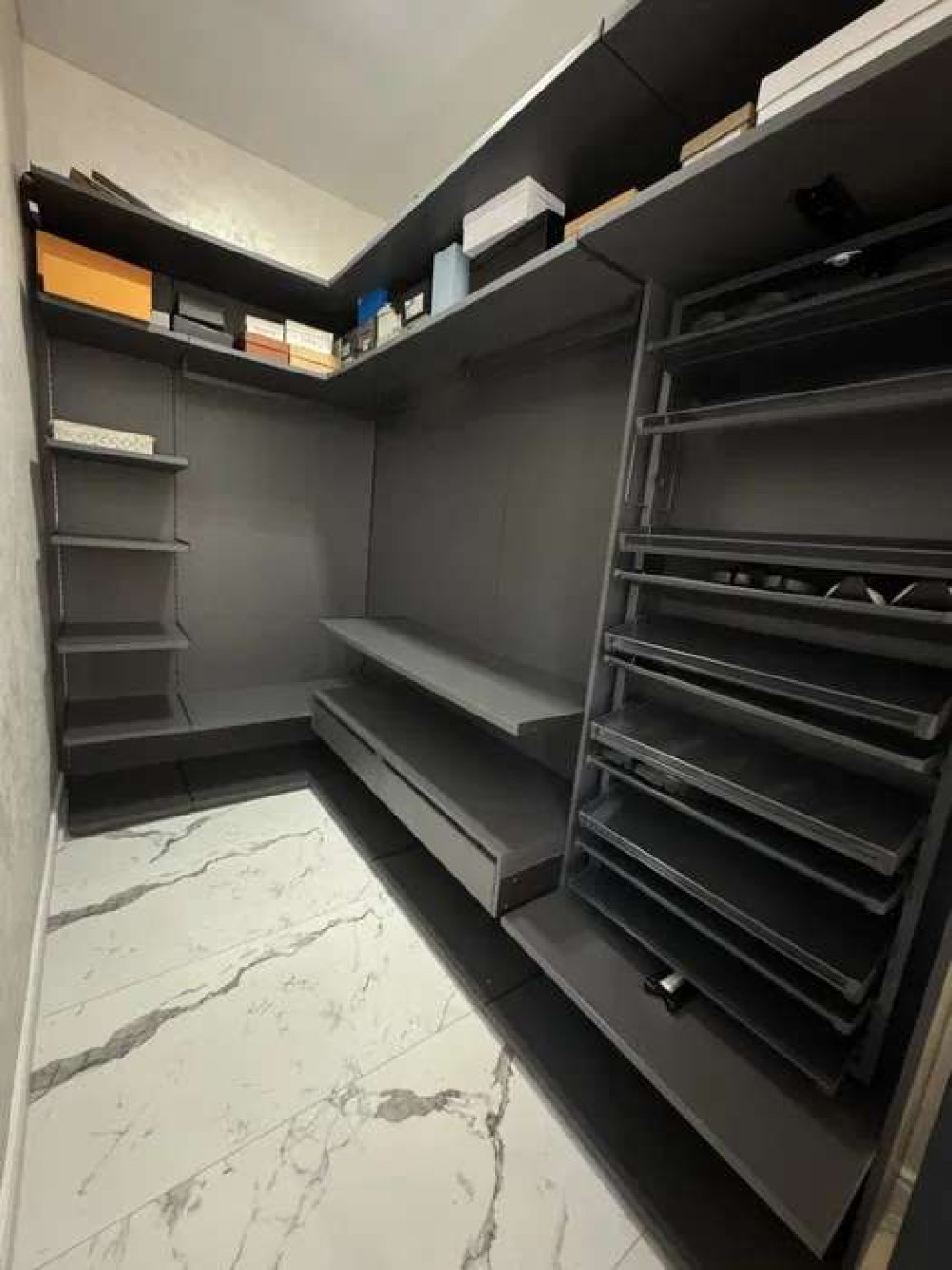 Дом на ул. Рейдовый, 300 м², 580 000$ — FAKTOR