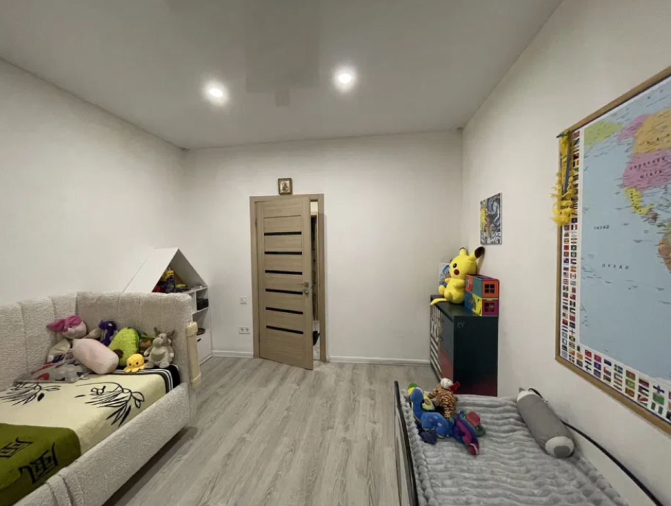 Квартира на вул. Массив Радужный, 91 м², 86 000$ — FAKTOR