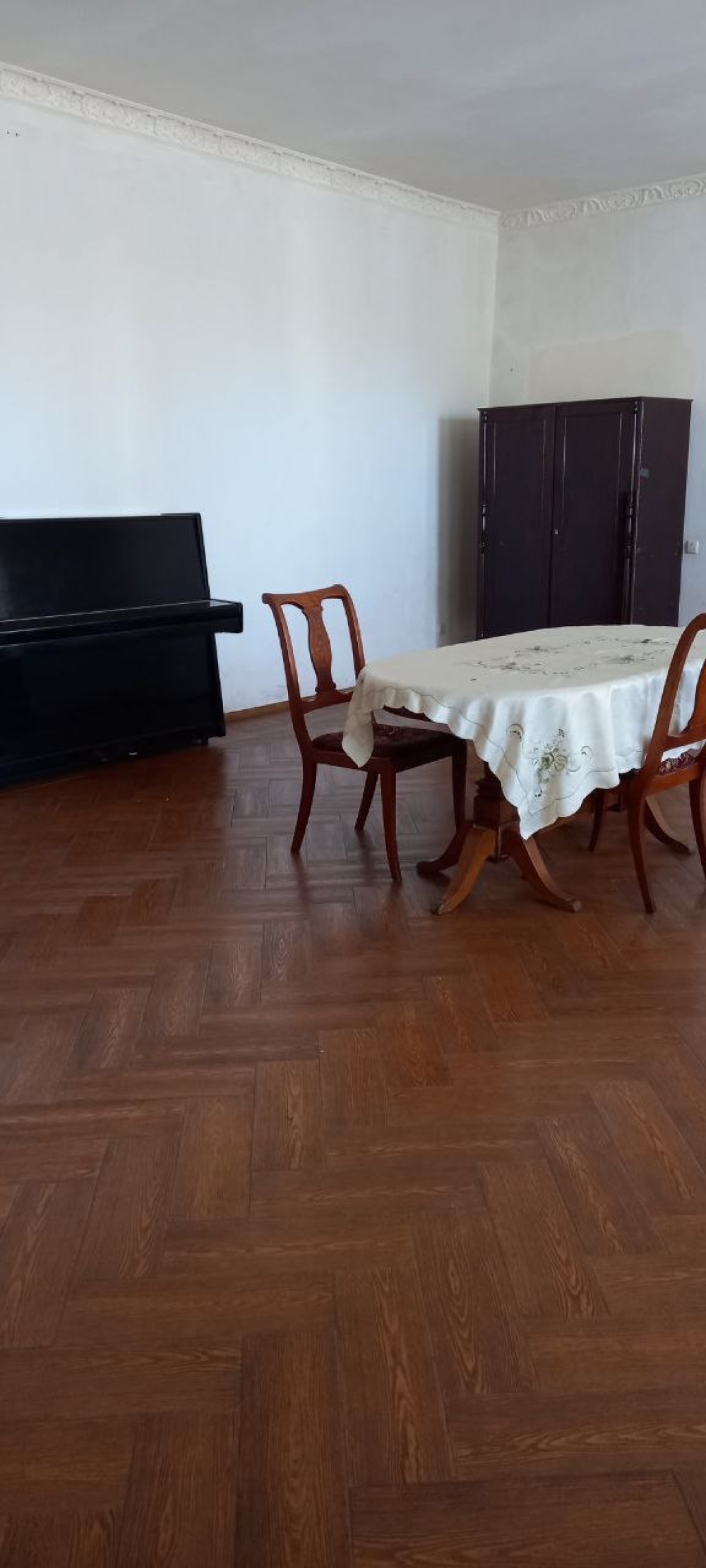 Будинок на вул. Александра Тимошенко, 314 м², 150 000$ — FAKTOR