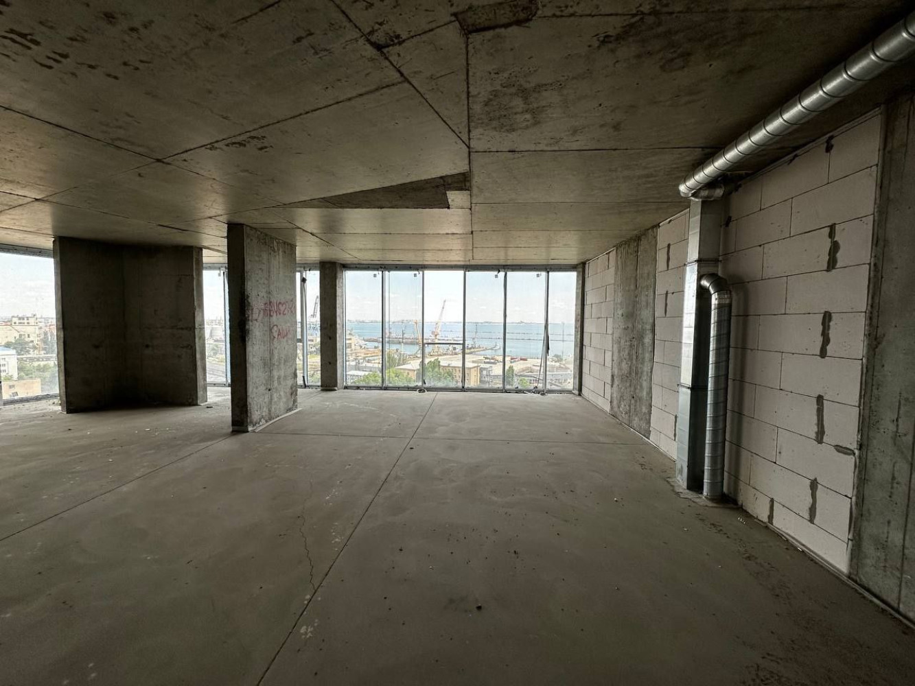 Комерційна нерухомість на вул. Приморская (Приморский), 95 м², 91 000$ — FAKTOR