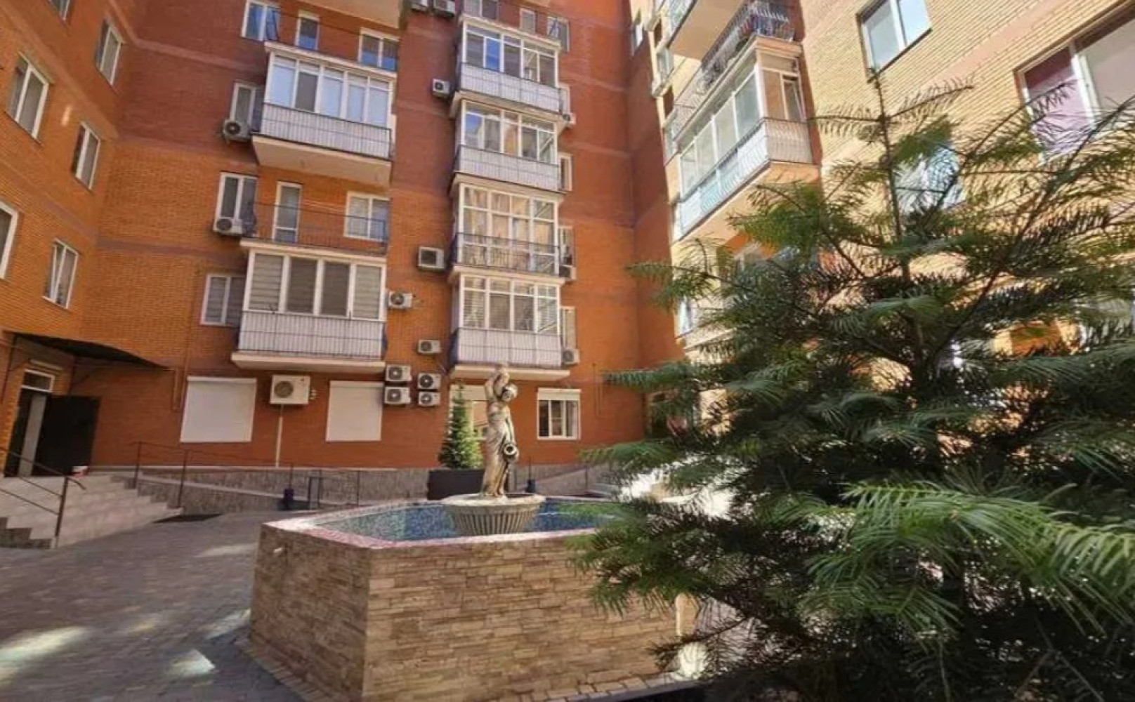 Квартира на ул. Книжный пер, 112 м², 115 000$ — FAKTOR