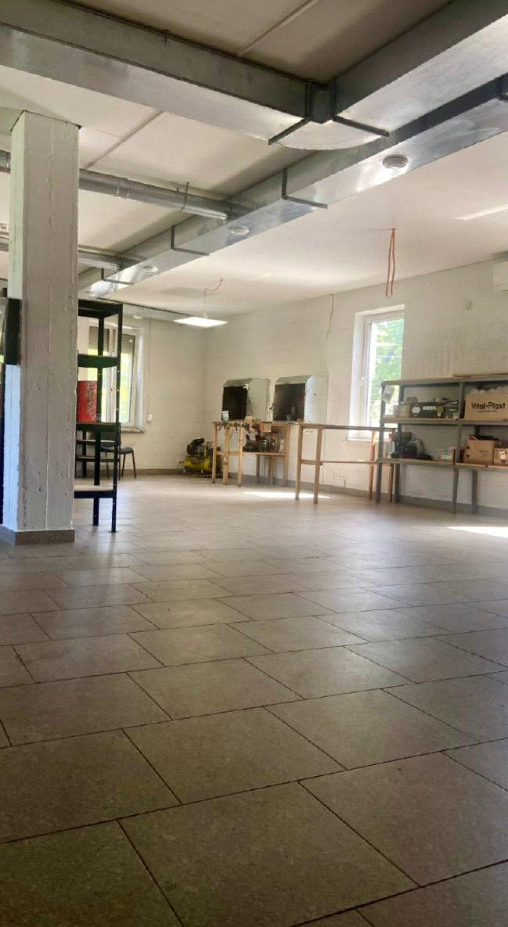 Комерційна нерухомість на вул. Раскидайловская, 300 м², 500 000$ — FAKTOR