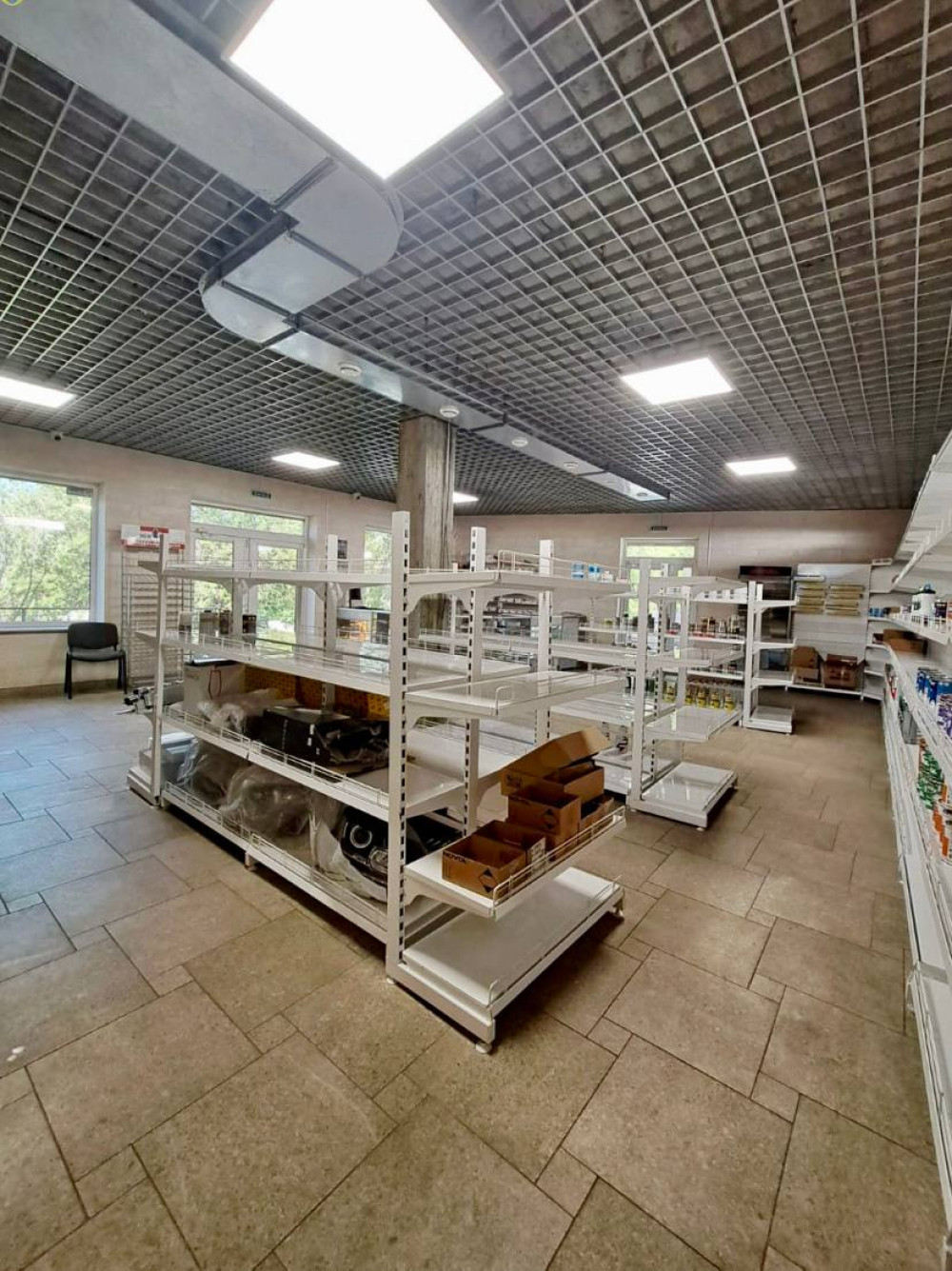 Комерційна нерухомість на вул. Раскидайловская, 300 м², 500 000$ — FAKTOR