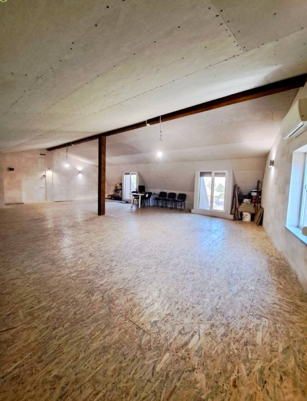 Комерційна нерухомість на вул. Раскидайловская, 300 м², 500 000$ — FAKTOR