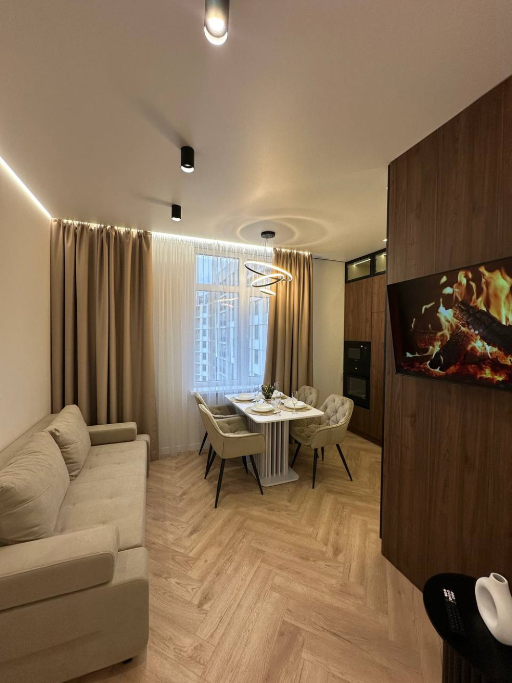 Квартира на вул. Краснова, 63 м², 117 000$ — FAKTOR