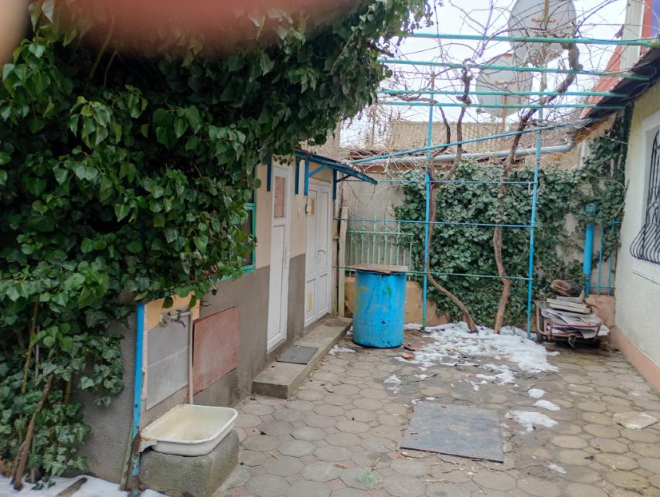 Комерційна нерухомість на вул. Виноградная, 288 м², 90 000$ — FAKTOR