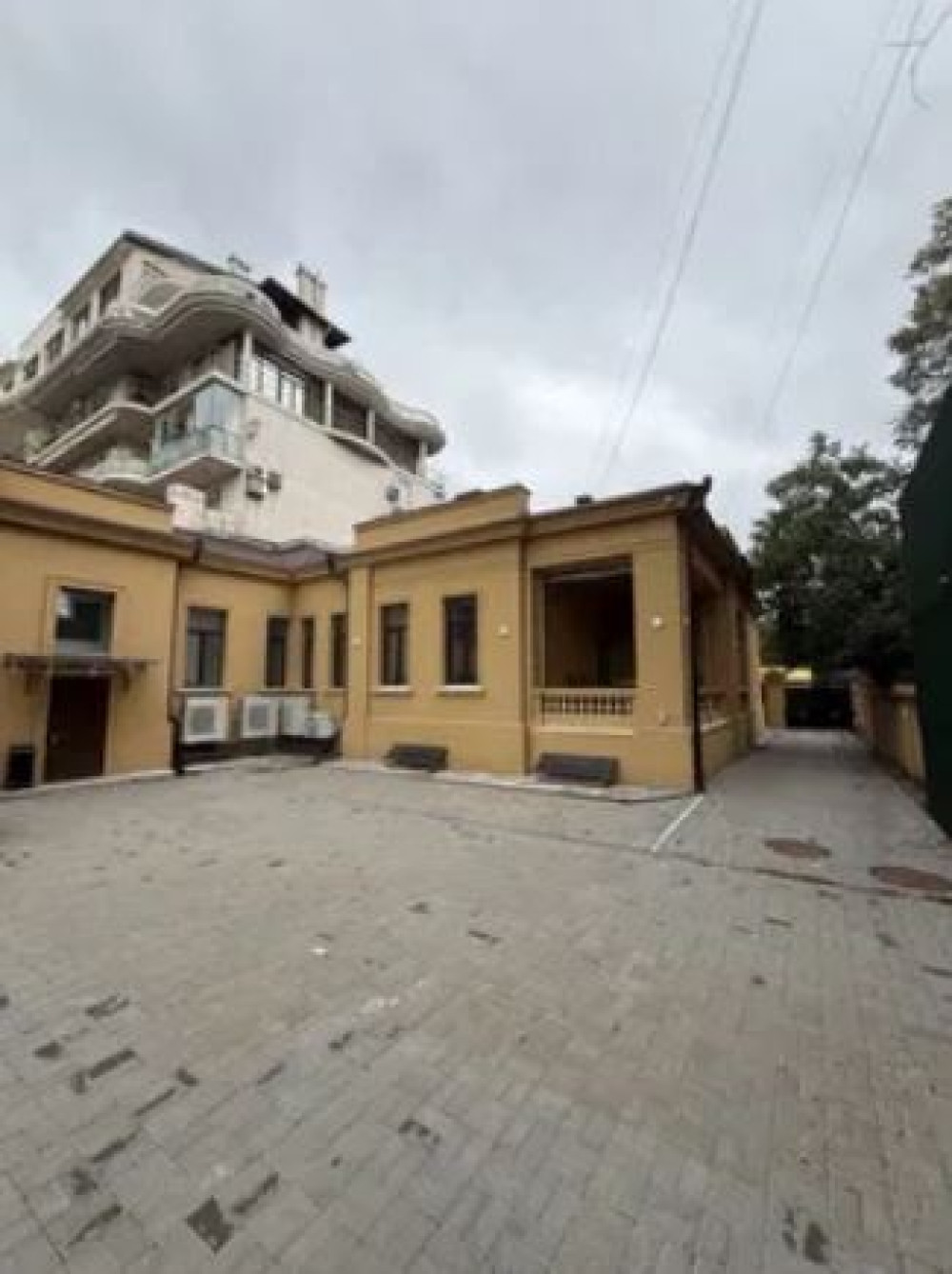 Дом на ул. Уютная (Совиньон), 400 м², 1 000 000$ — FAKTOR