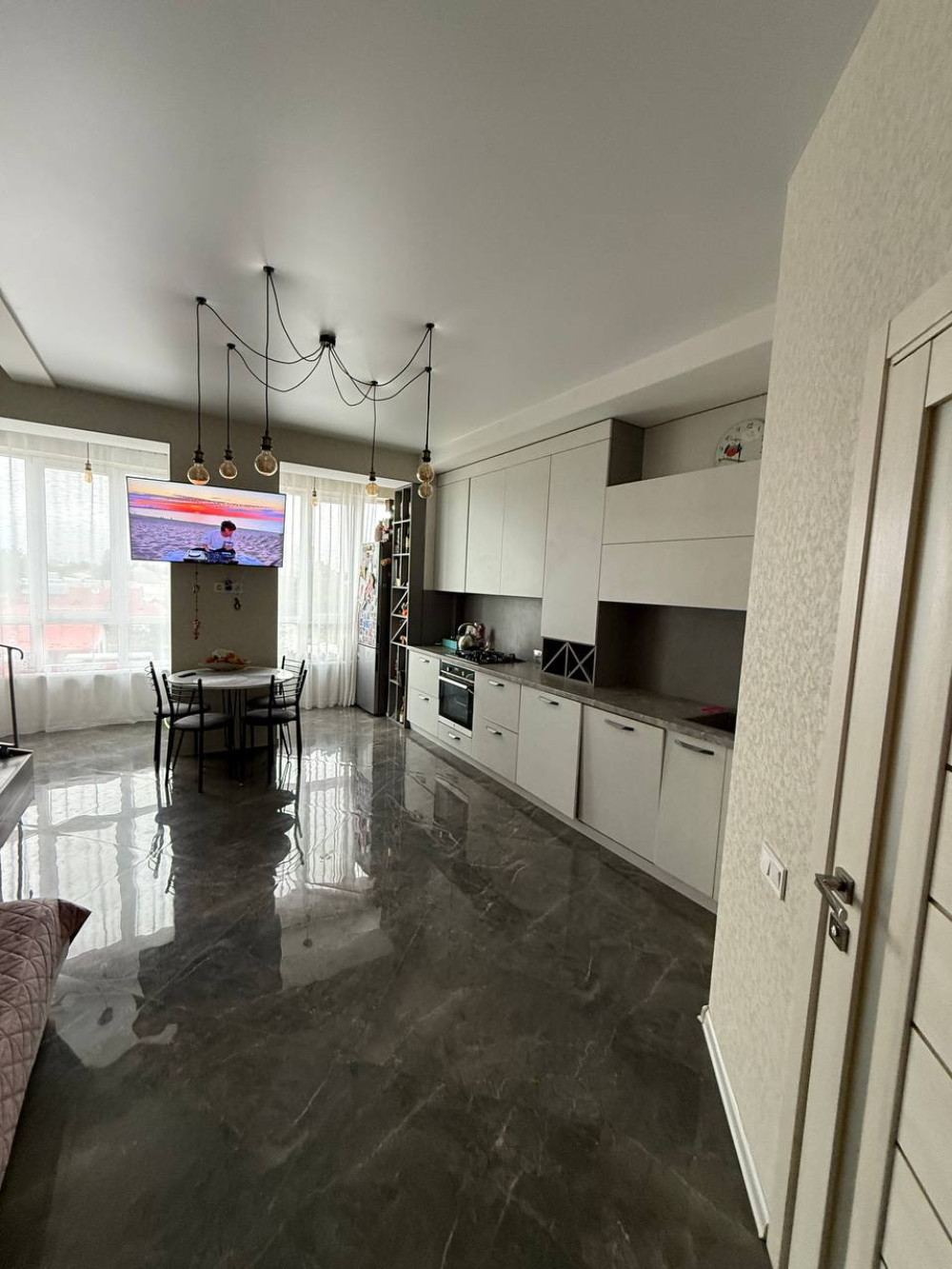 Квартира на вул. Сурикова, 50 м², 52 000$ — FAKTOR