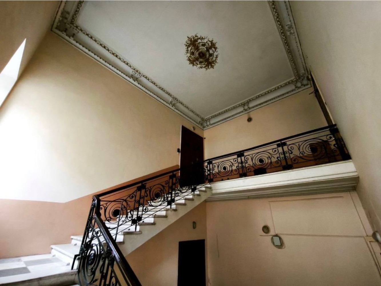 Квартира на вул. Пушкинская, 250 м², 450 000$ — FAKTOR