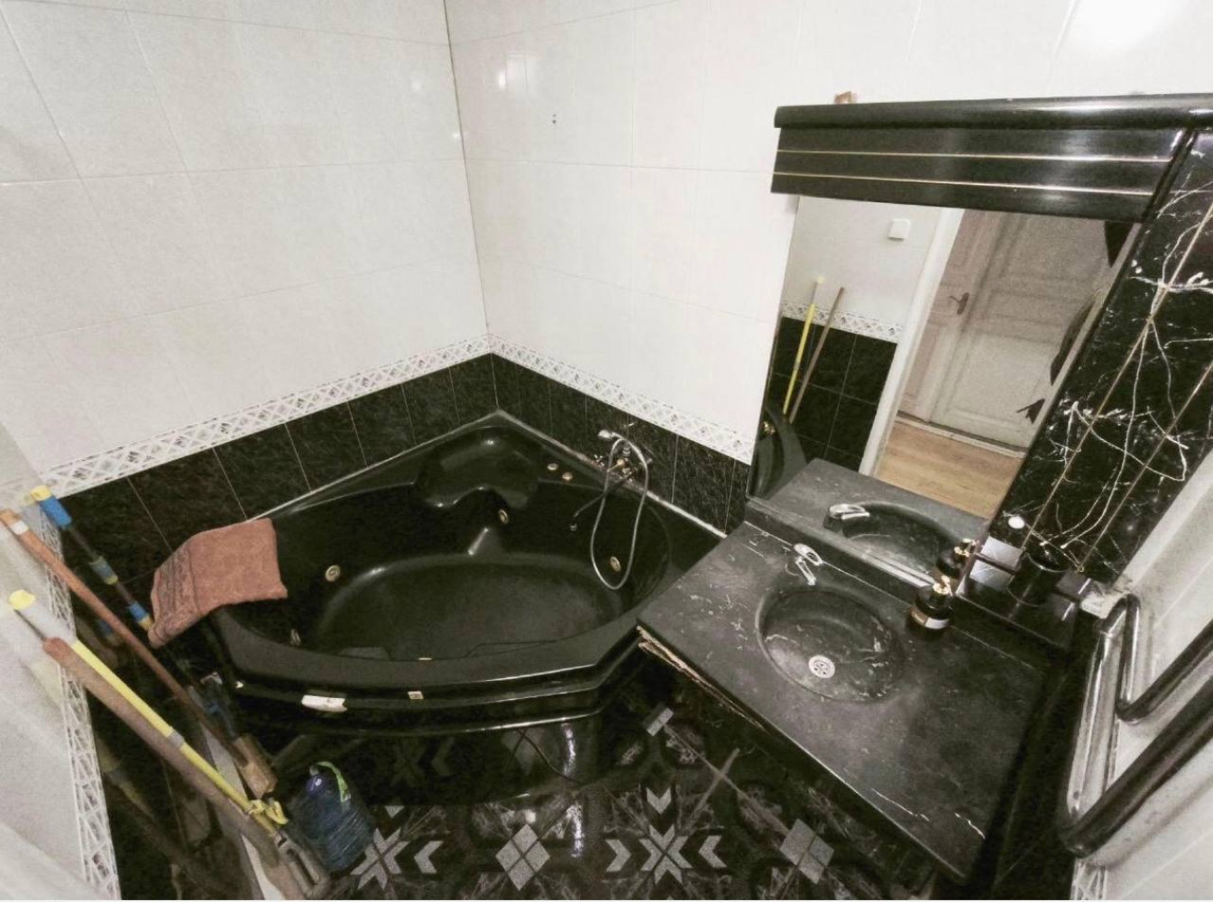 Квартира на вул. Пушкинская, 250 м², 450 000$ — FAKTOR