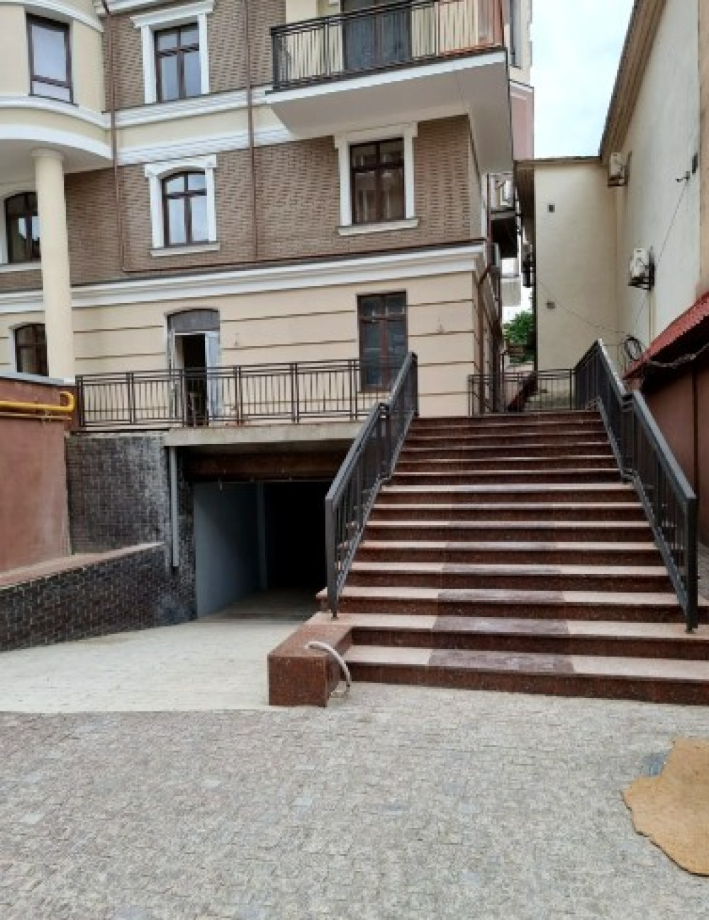 Квартира на ул. Заславского (Бориса Литвака), 141 м², 200 000$ — FAKTOR