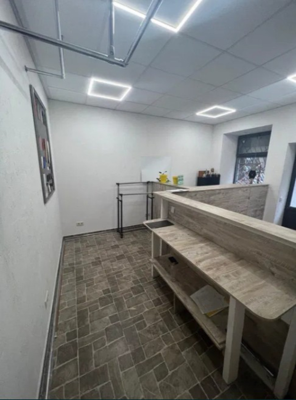 Комерційна нерухомість на вул. Канатная, 20 м², 51 000$ — FAKTOR
