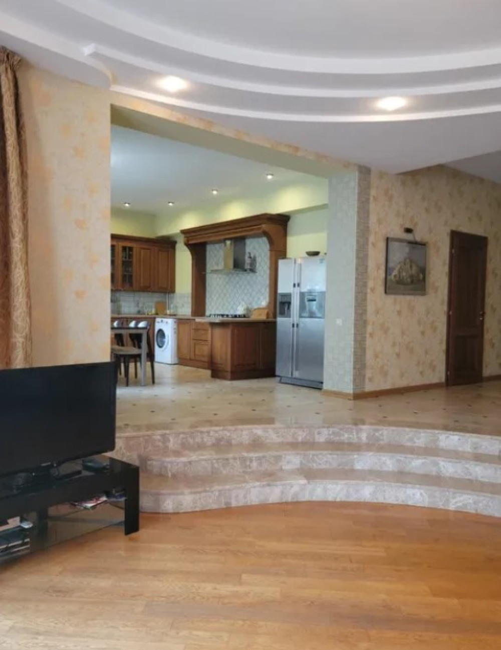 Дом на ул. Фонтанская дорога (Киевский), 650 м², 870 000$ — FAKTOR
