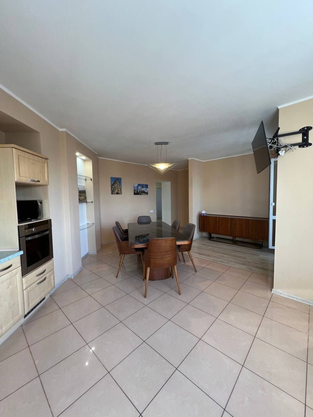 Квартира на ул. Педагогическая, 164 м², 140 000$ — FAKTOR