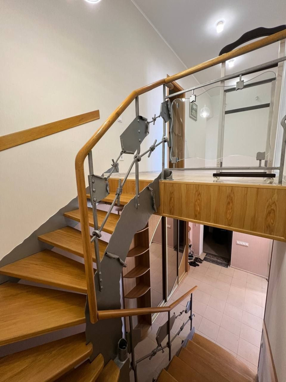 Квартира на ул. Педагогическая, 164 м², 140 000$ — FAKTOR