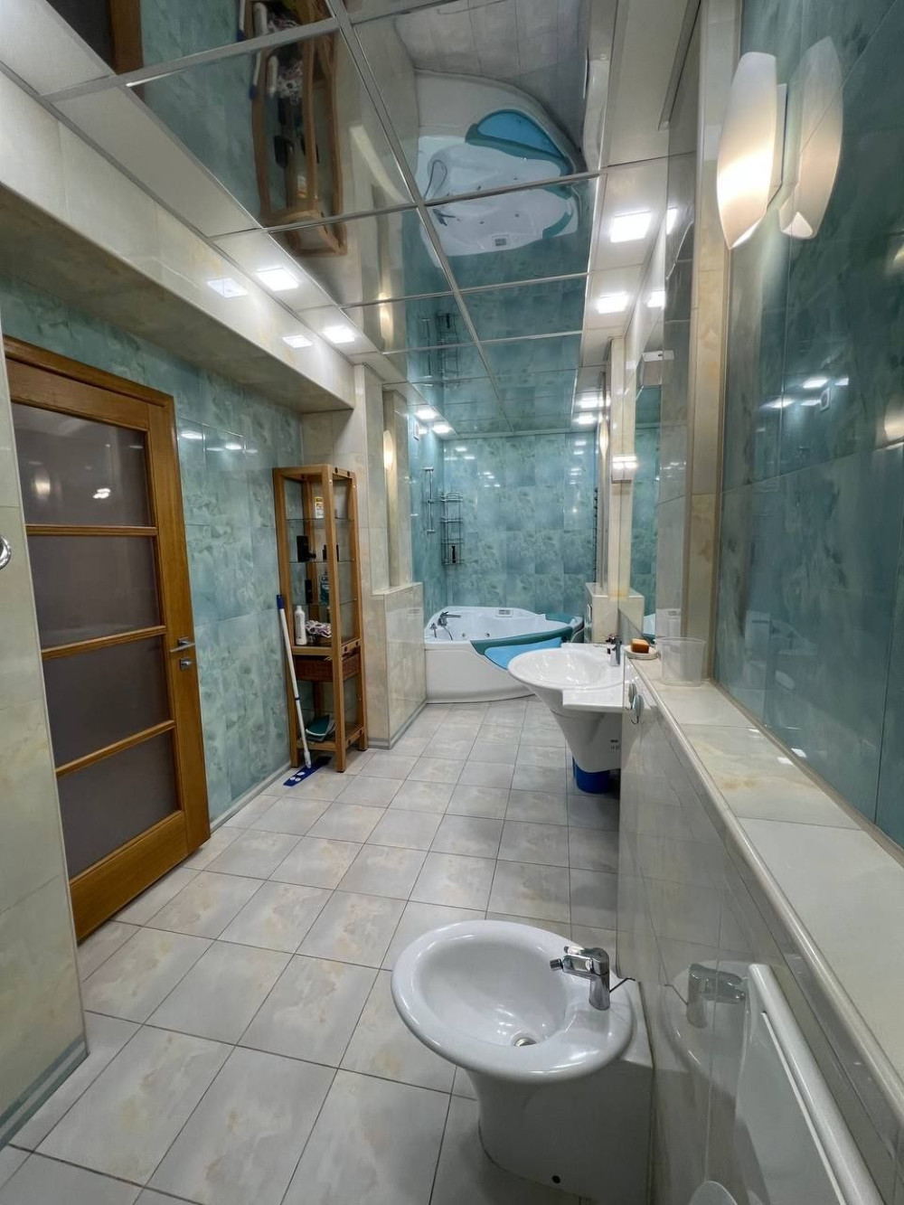 Квартира на ул. Педагогическая, 164 м², 140 000$ — FAKTOR