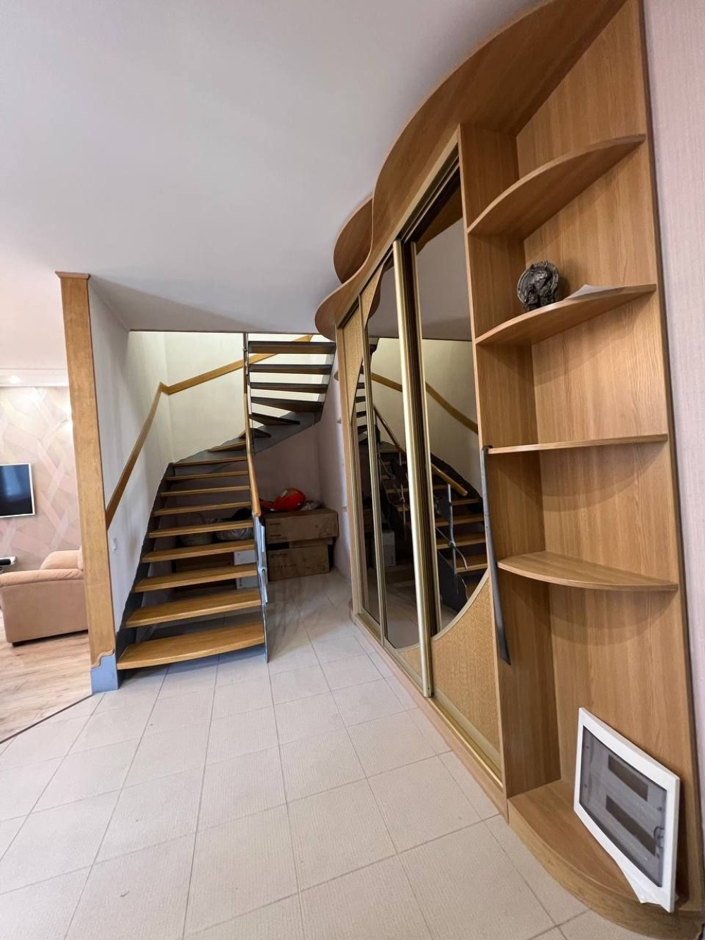 Квартира на ул. Педагогическая, 164 м², 140 000$ — FAKTOR
