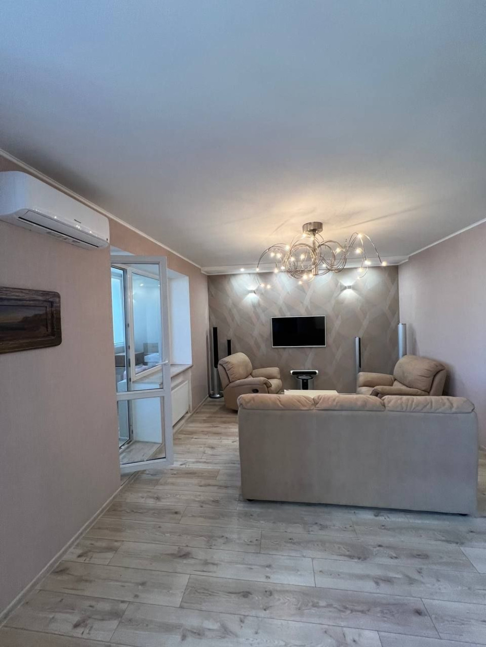 Квартира на ул. Педагогическая, 164 м², 140 000$ — FAKTOR