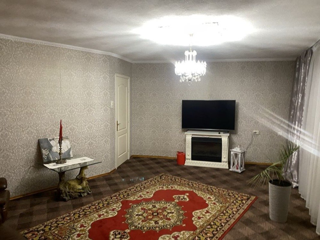 Квартира на ул. Левитана, 99 м², 98 000$ — FAKTOR