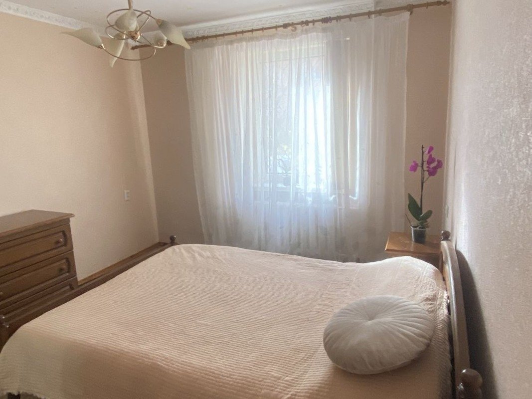Квартира на ул. Левитана, 99 м², 98 000$ — FAKTOR